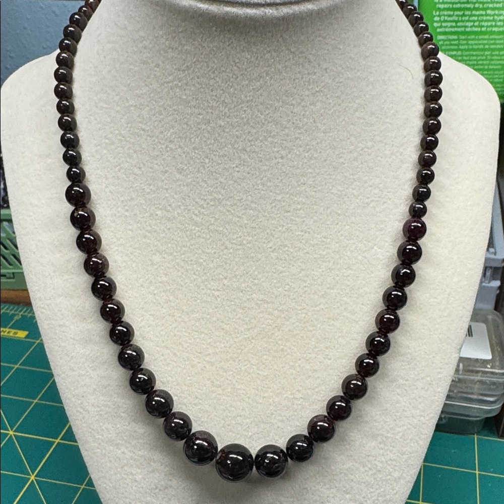 Elegant Gemstone Beaded Necklace